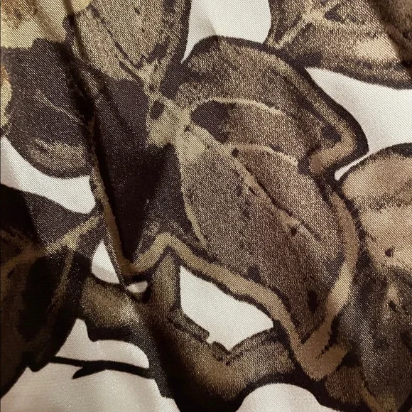 Tahari Black and Brown Floral Blouse - Picture 5 of 9